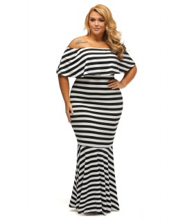 Black and white striped off-shoulder maxikko (plus size)