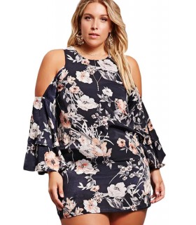 Musta kukkakuvioinen mekko olkahalkioilla (plus size)