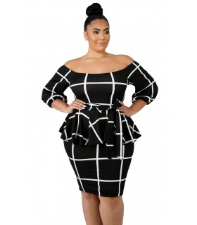 Black and white square-pattern peplum dress (plus size)