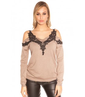 Koucla cappuccino decorated with loose knitting shoulder shreds