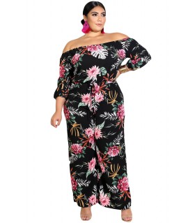 Musta off-shoulder kukkakuvioinen jumpsuit (plus size)