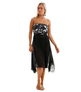 Black and white beach outfit