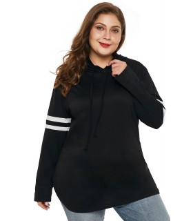 Musta valkoraitainen huppari (plus size)