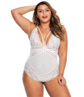 Valkoinen remmikoristeinen teddy pitsillä ja mesh-raidoilla (plus size)