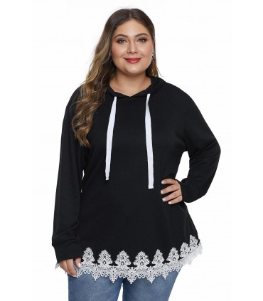 Svart vit-stinted hoodie (plus storlek)