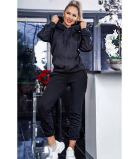 CW Brie Svart Hoodie [UPPTÄCKT]