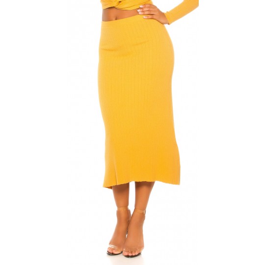 Mustard yellow high-waisted...