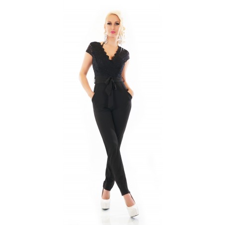 Svart kortärmad v-jumpsuit med spets och bälte