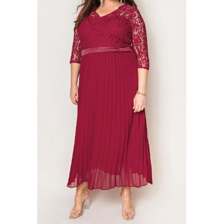 Punainen pitsikoristeinen vekkijuhlamekko (plus size)