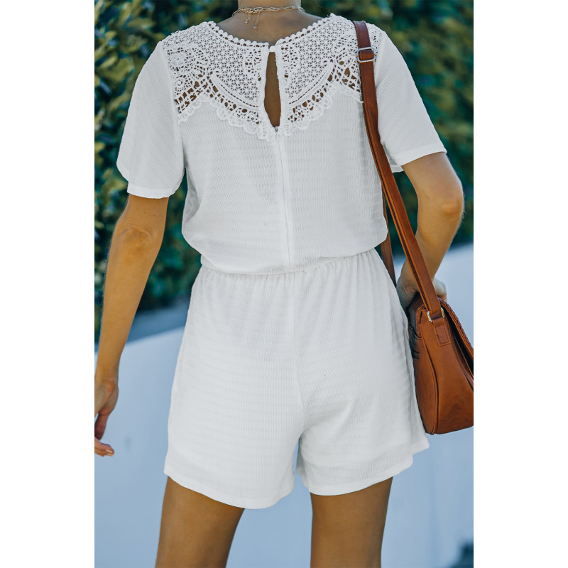 Valkoinen lyhythihainen koristekirjailtu playsuit – kuva 2