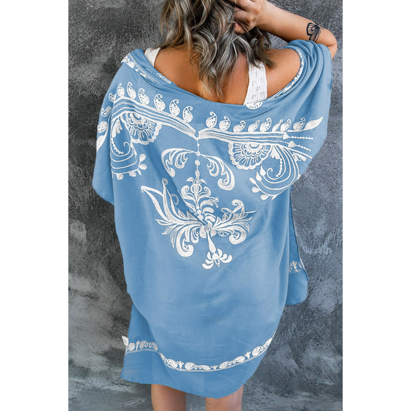 Sininen koristekirjailtu kimono – kuva 2
