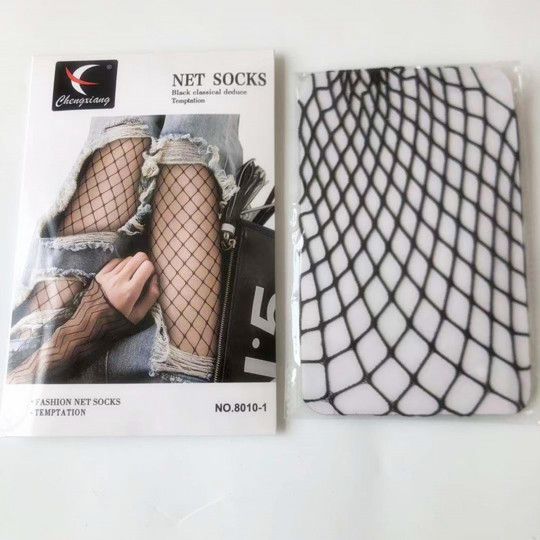 Black medium fishnet tights
