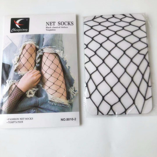 Black big-hole fishnet tights