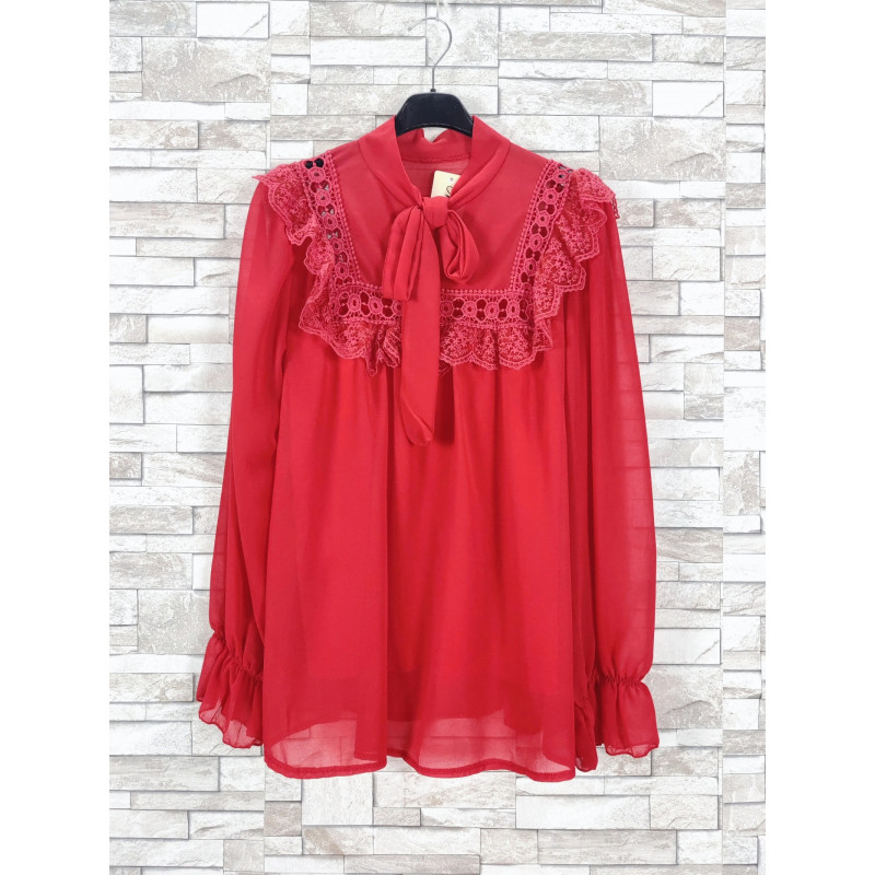 New Sunshine röd blus med dekorationer