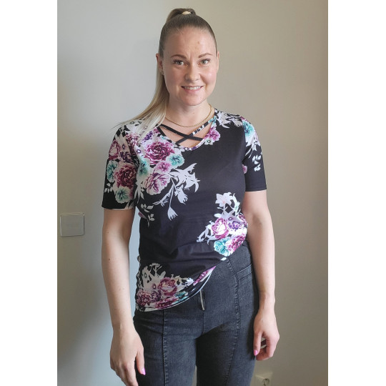 Black lattittique...