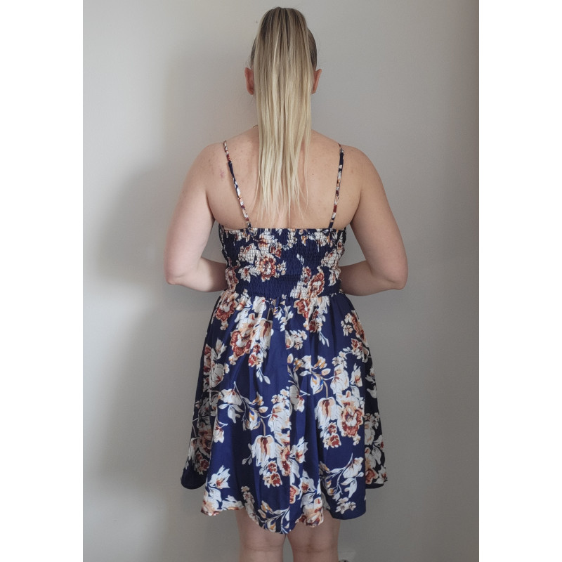 Mörkblå blommig mönstrad wrap-look v-klänning – kuva 4