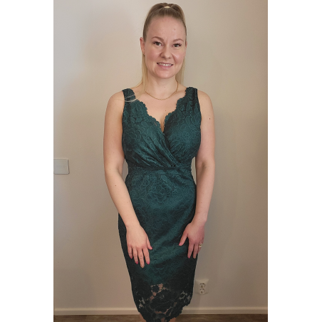 Grön wrap-look v-spets klänning