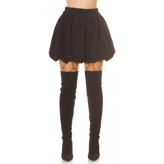 Koucla mustat palloshortsit