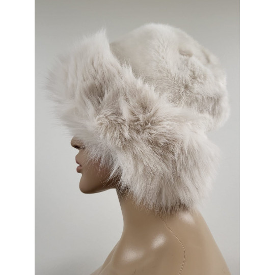 Lineta kermanvalkoinen...