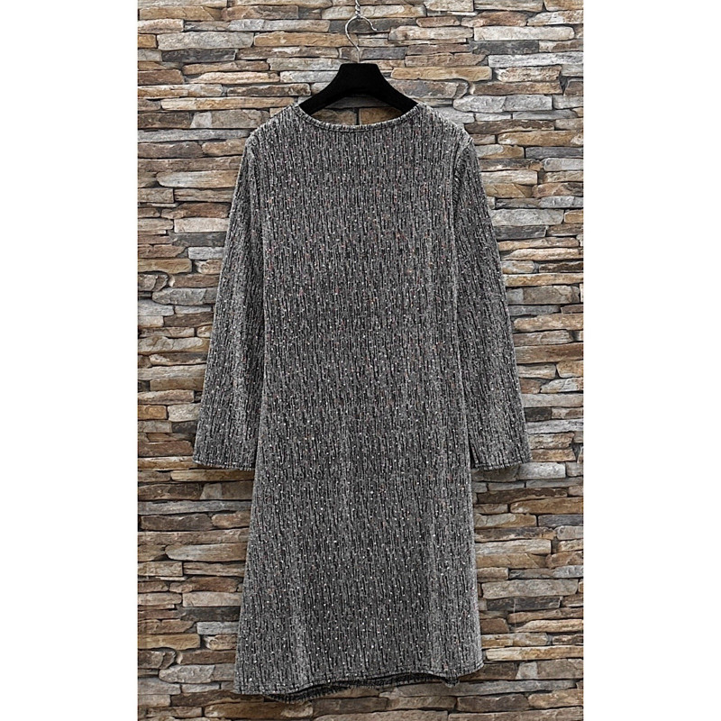 Shibelle silverfärgad strassdekorerad wrap-look v-klänning – kuva 4