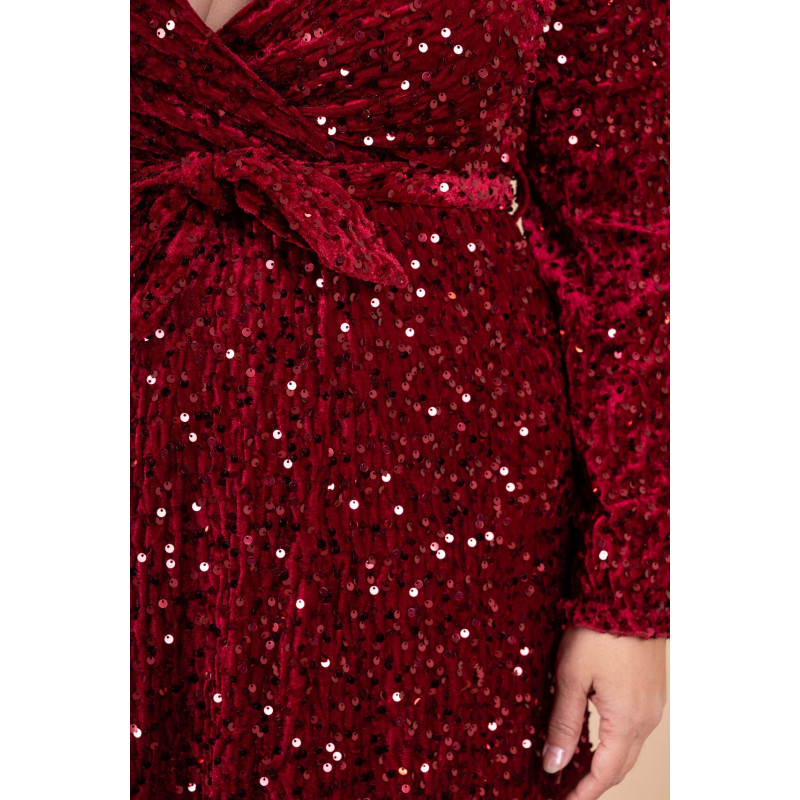 Lilie viininpunainen pitkä v-samettimekko paljeteilla ja vyöllä (plus size) – kuva 4