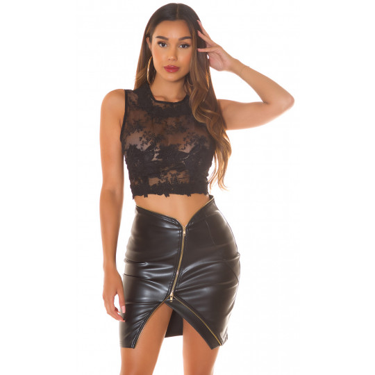 Koucla musta lyhyt...