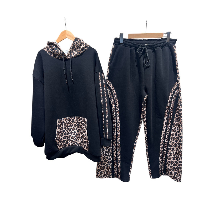 AmyClo svart leopardmönstrat loungeset (plus size) – kuva 3