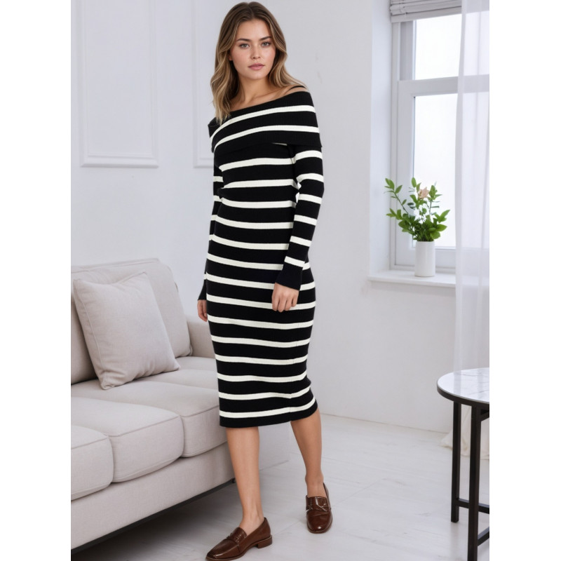 Rosy Days svartvit randig off-shoulder stickad klänning – kuva 4