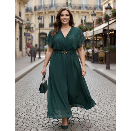 Mily grön kortärmad lång v-klänning med skärp (plus size)