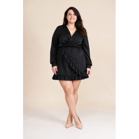 Kazaka svart långärmad wrap-look v-minklänning (plus size)