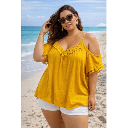 World Fashion koristekirjailtu sinapinkeltainen lyhythihainen paita (plus size)