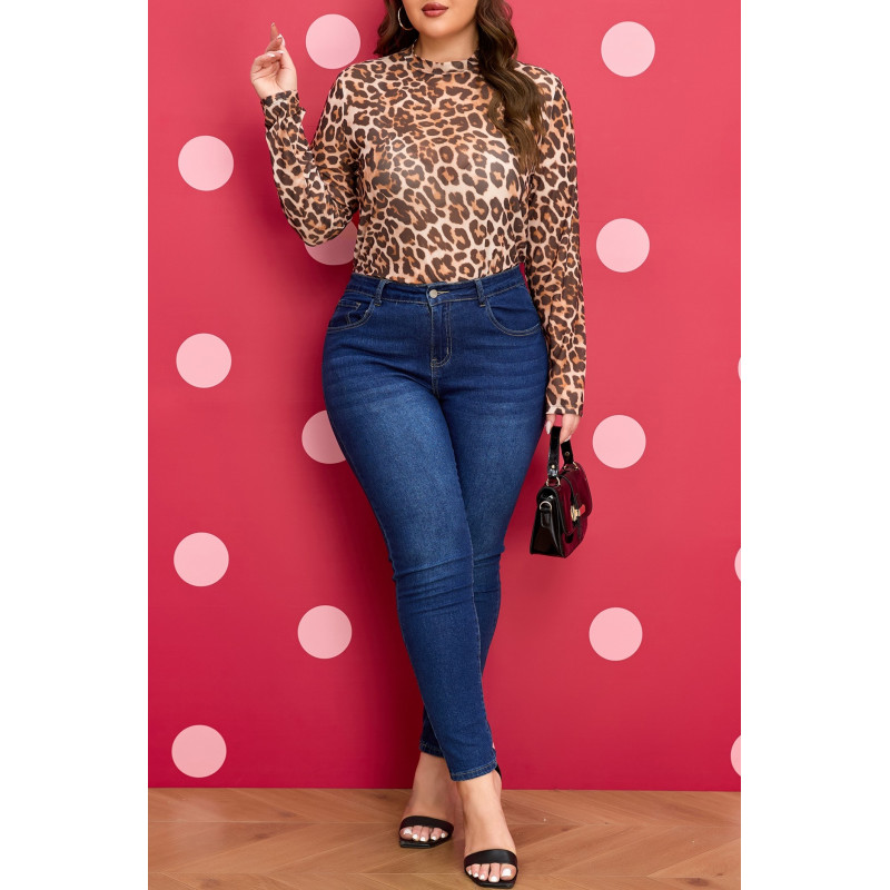 Leopardikuvioinen pitkähihainen mesh-paita (plus size) – kuva 4